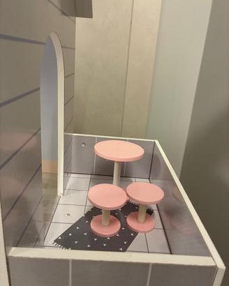 Casetta giochi in legno