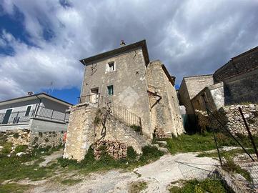 CASA DI CORTE A FONTECHIARI