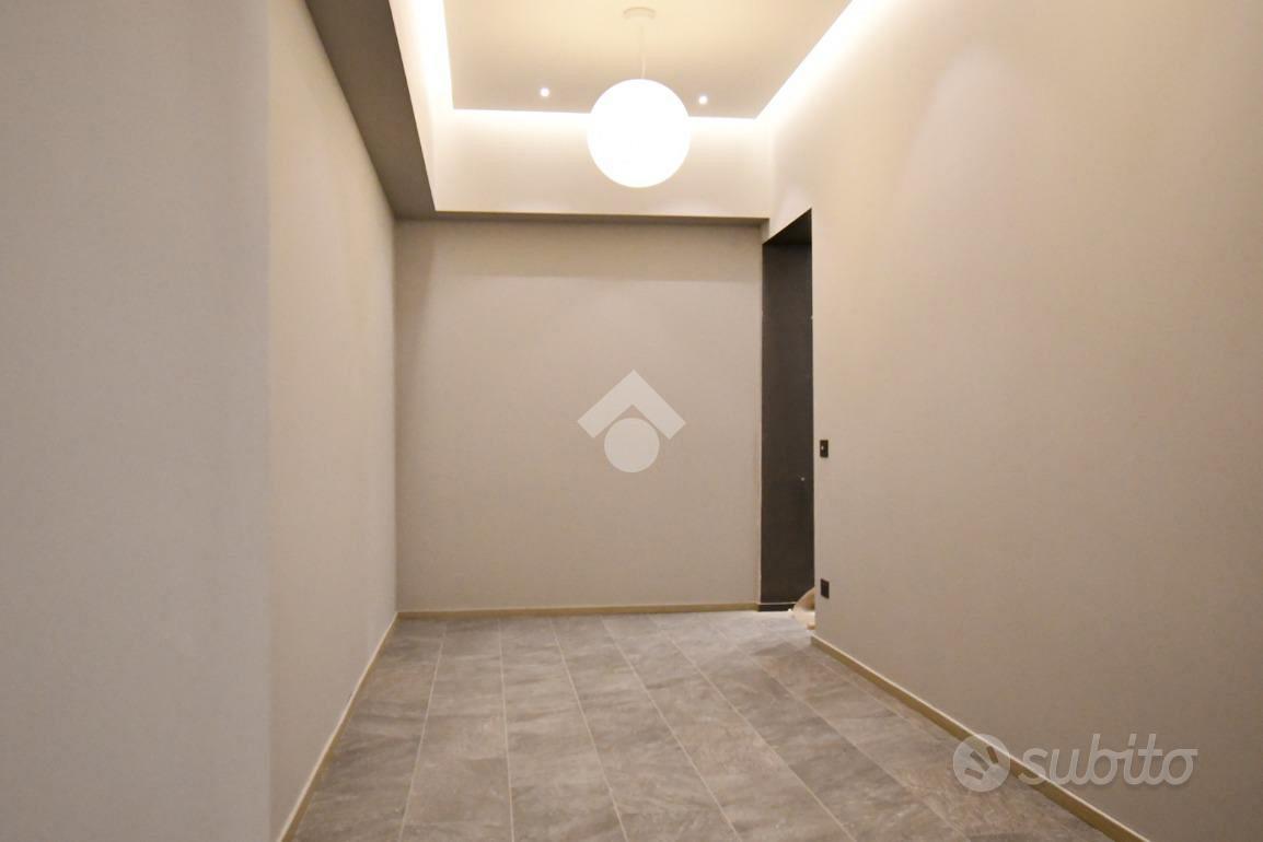 Apartment in Como, Città murata, San Bartolomeo - Altro