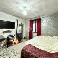 CASA DI CORTE A TELGATE