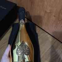 CHAMPAGNE ARMAND DE BRIGNAC GOLD BRUT (VELVET BAG)