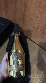 CHAMPAGNE ARMAND DE BRIGNAC GOLD BRUT (VELVET BAG)
