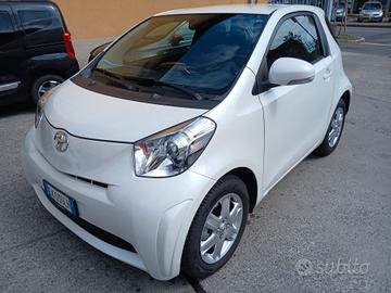 Toyota iQ 1.0 CVT Sol***AUTOMATICA 4 POOSTI ** KM 
