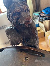 Orso intagliato a mano