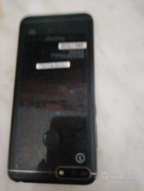 2gb di RAM 16 GB di memoria 