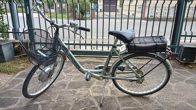 Bici elettrica Aurora pedalata assistita 