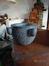 portavaso in marmo grigio battuto