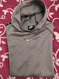 Felpa Nike ragazzo o uomo 170 cm come nuova 