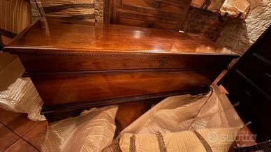 Baule in legno antico pregiato
