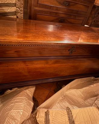 Baule in legno antico pregiato