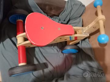 Triciclo in legno