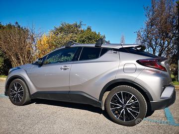 Toyota c-hr (2016-2023) - 2019