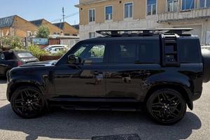 Land Rover Defender 110 HS del 2023