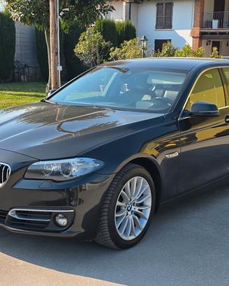 BMW 530 X DRIVE LUXURY PARI AL NUOVO