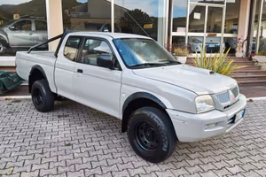 MITSUBISHI L200 2.5 TDI 4WD Pick-up GL