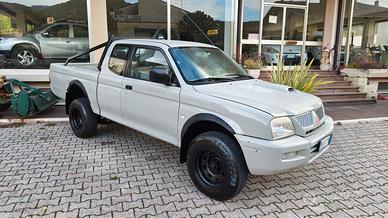 MITSUBISHI L200 2.5 TDI 4WD Pick-up GL