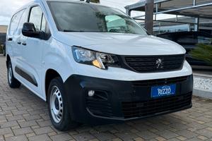 Peugeot Partner 1.5BlueHDi 100 3 POSTI NAVI Furgon