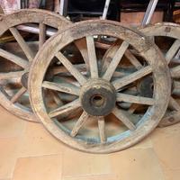 ruote carro  legno  e ferro