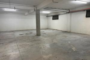 Locale commerciale o magazzino Aquino