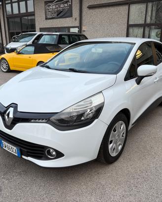 Renault Clio 1.2 75CV 5 porte Live Gpl