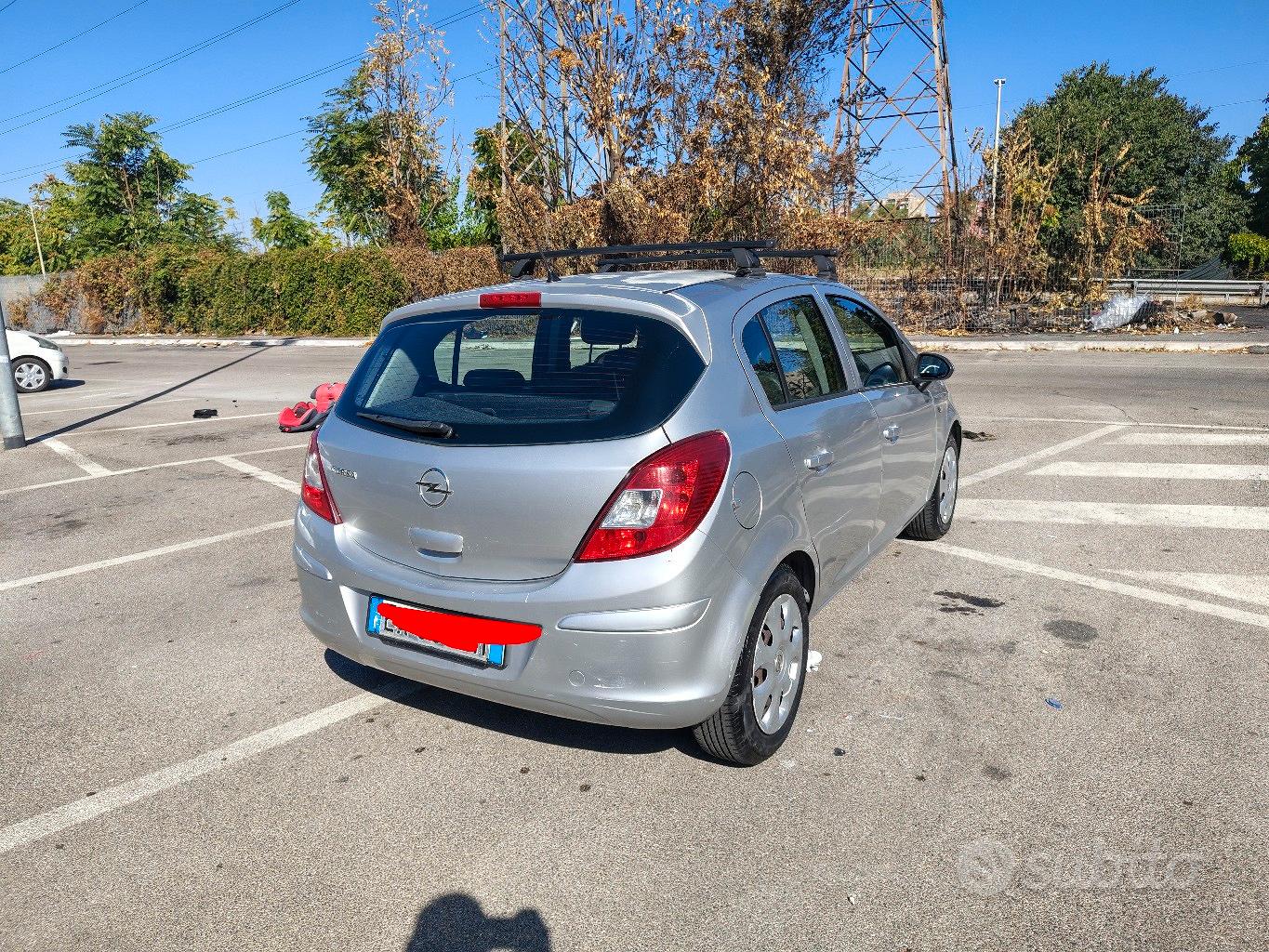 Opel Corsa 2010 photo 2