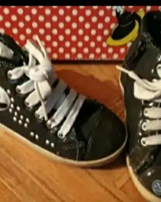 scarpe n.24 colore nere Minnie Mouse