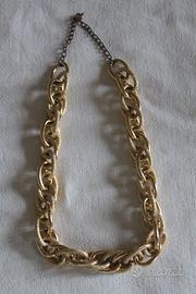 Set collana e 2 orecchini color oro