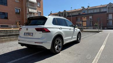 Tiguan R-Line 4 motion dsg gancio traino