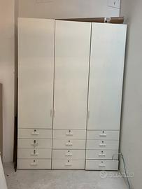 ARMADIO A 3 ANTE COMPONIBILE CON 12 CASSETTI