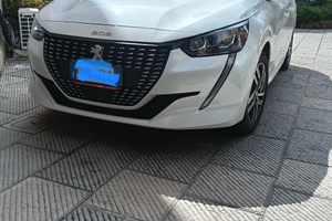 Peugeot 208 allure
