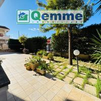 APPARTAMENTO QUADRILOCALE CON SCOPERTO E BOX AUTO