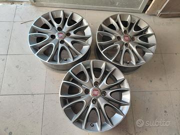 Cerchi in lega da 15 pollici per fiat punto evo