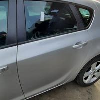 OPEL ASTRA 2013 - PORTA POSTERIORE SINISTRO