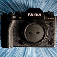 Fujifilm X-T5 perfetta (no scatola)