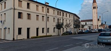 Superficie commerciale centro loreggia