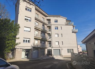 Appartamento a Macerata - Semicentrale