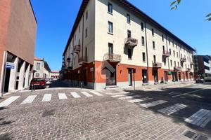 MONOLOCALE A BOVISIO-MASCIAGO