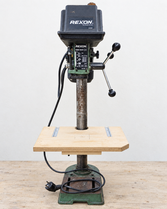 Trapano a colonna Rexon RDM-30AS 220W – 5 velocità