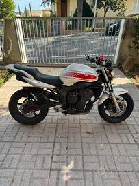 Yamaha Fz6