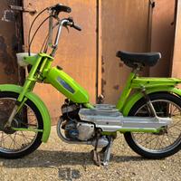 Garelli con libretto