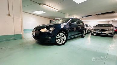 Volkswagen Golf 1.6 TDI 5p. Highline Technology.an