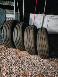 PNEUMATICI NUOVI CAMBIATI APPENA USCITA DAL CONCES