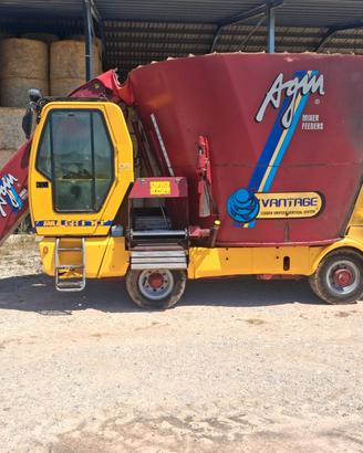 Carro miscelatore semovente AGM Vantage 170