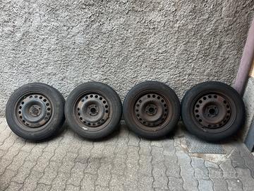 Cerchi con Gomme Opel Meriva