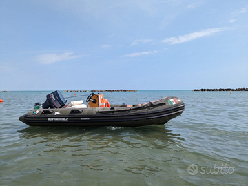 Gommone 4,30metri 25cv e carrello inox motorizzato