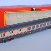 Carrozza ristorante bandiera FS, Rivarossi 1/80