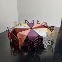 Torta in cartone portaconfetti