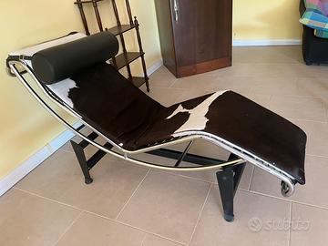 Chaise longue mod. ‘Le Corbusier’