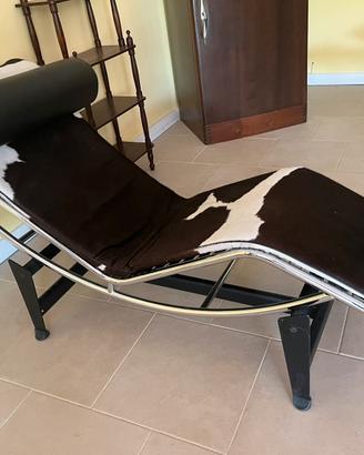 Chaise longue mod. ‘Le Corbusier’
