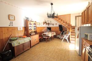 CASA SEMINDIPENDENTE A ROCCANTICA